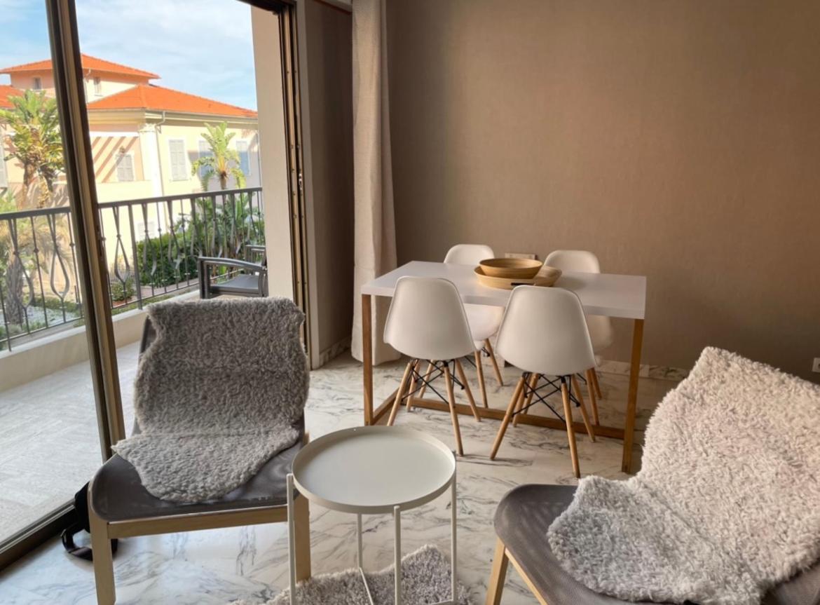 Studio 2 Pers , 40M2 En Bord De Mer Avec Vue Mer Menton Exteriér fotografie